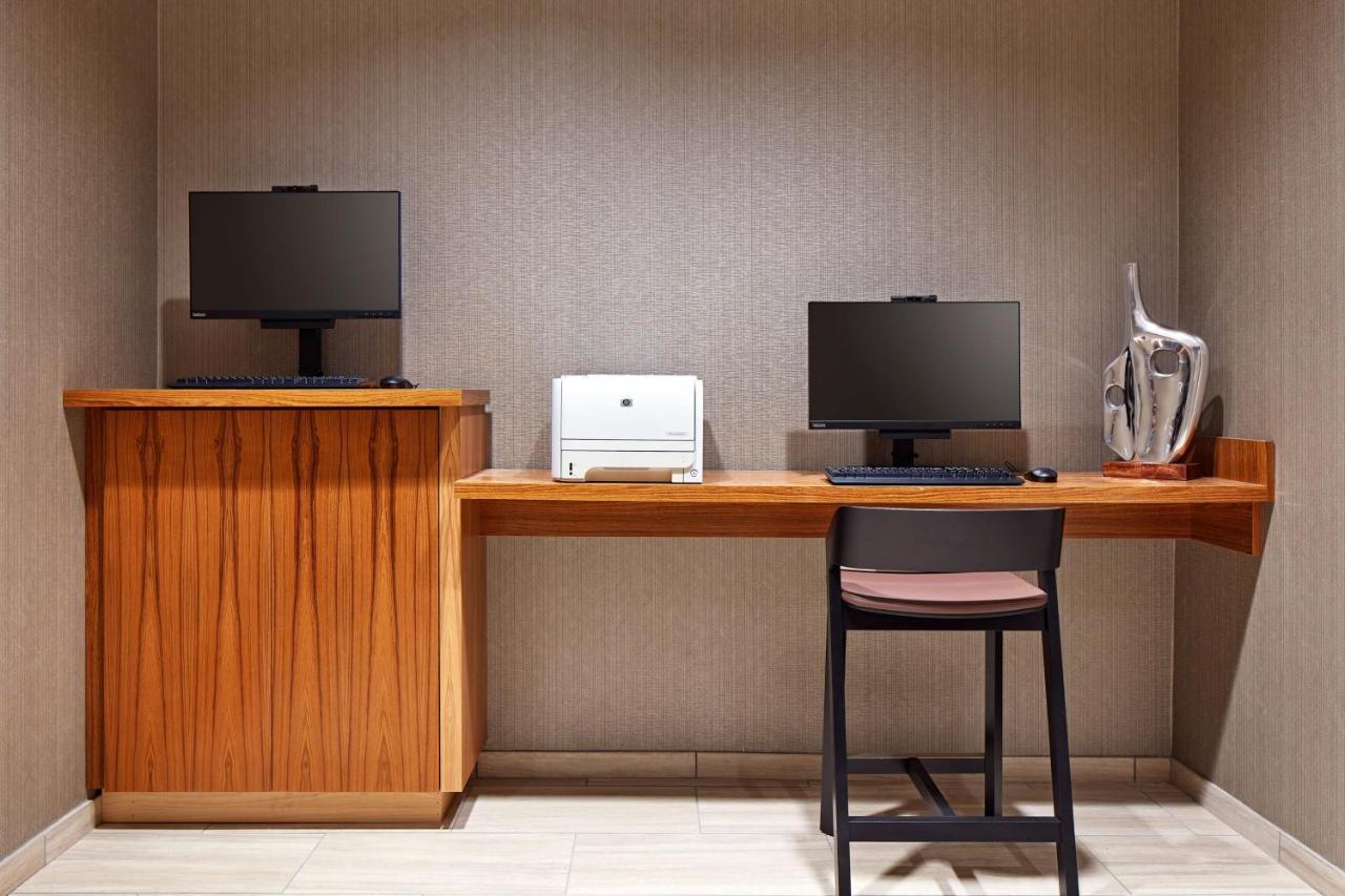 Springhill Suites By Marriott Los Angeles Дауни Екстериор снимка